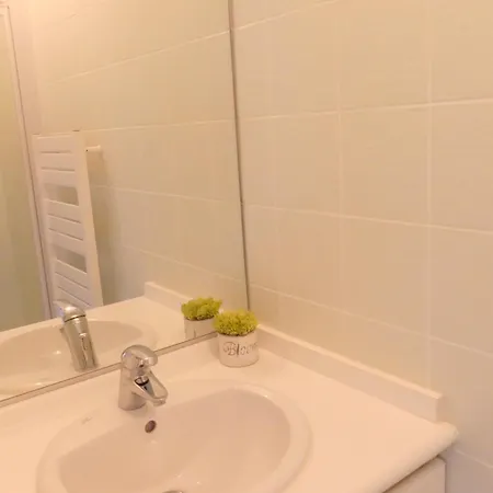 Laumar Apartment *