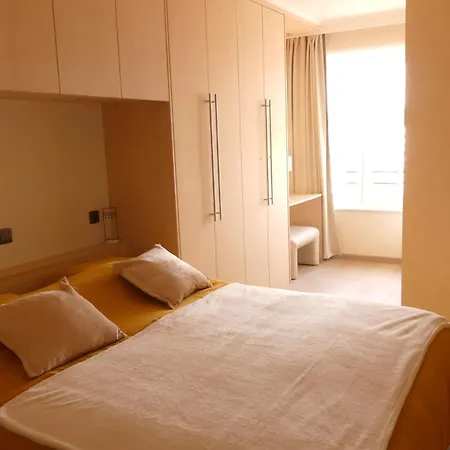 Apartment Laumar Knokke-Heist